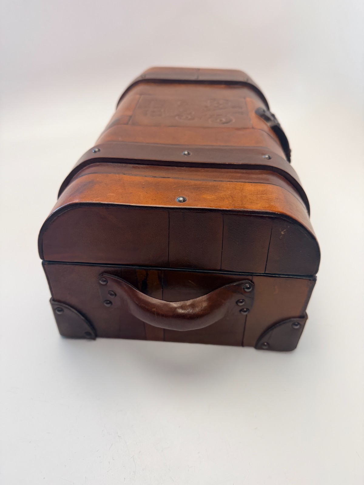Needs Repair Wesley Bober 1970’s Vintage Hand-Crafted Leather Chest Box Cigar
