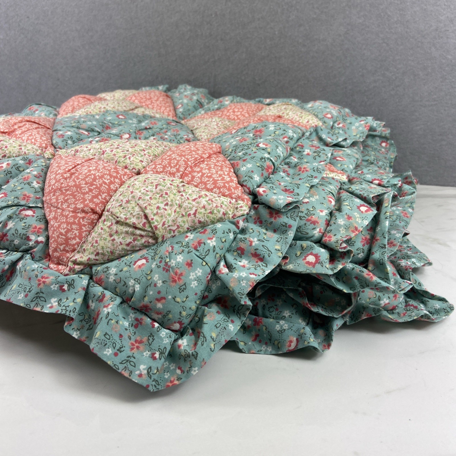 Vtg Set of 6 Floral Ruffle Chair Cushions Quilted Cottage Core READ BELOW