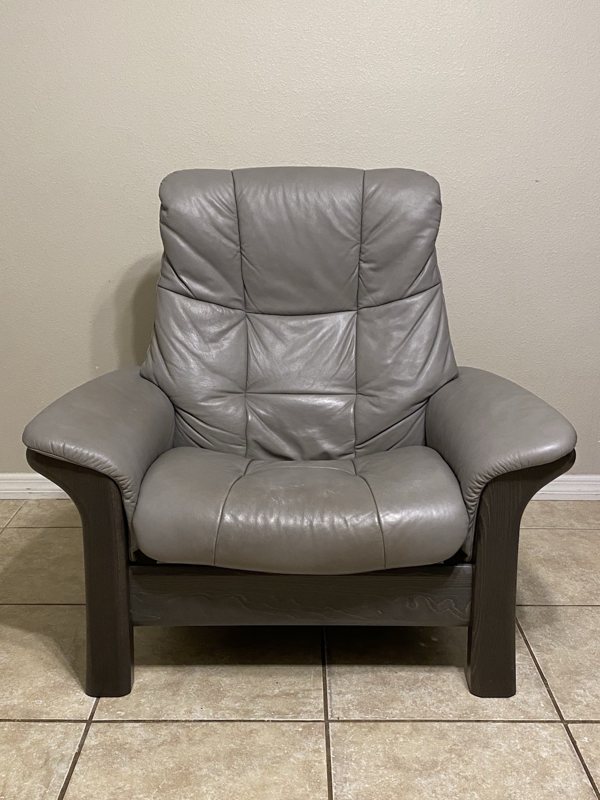 Ekornes Stressless ‘Buckingham’ Leather Recliner Chair Large Norway Furniture