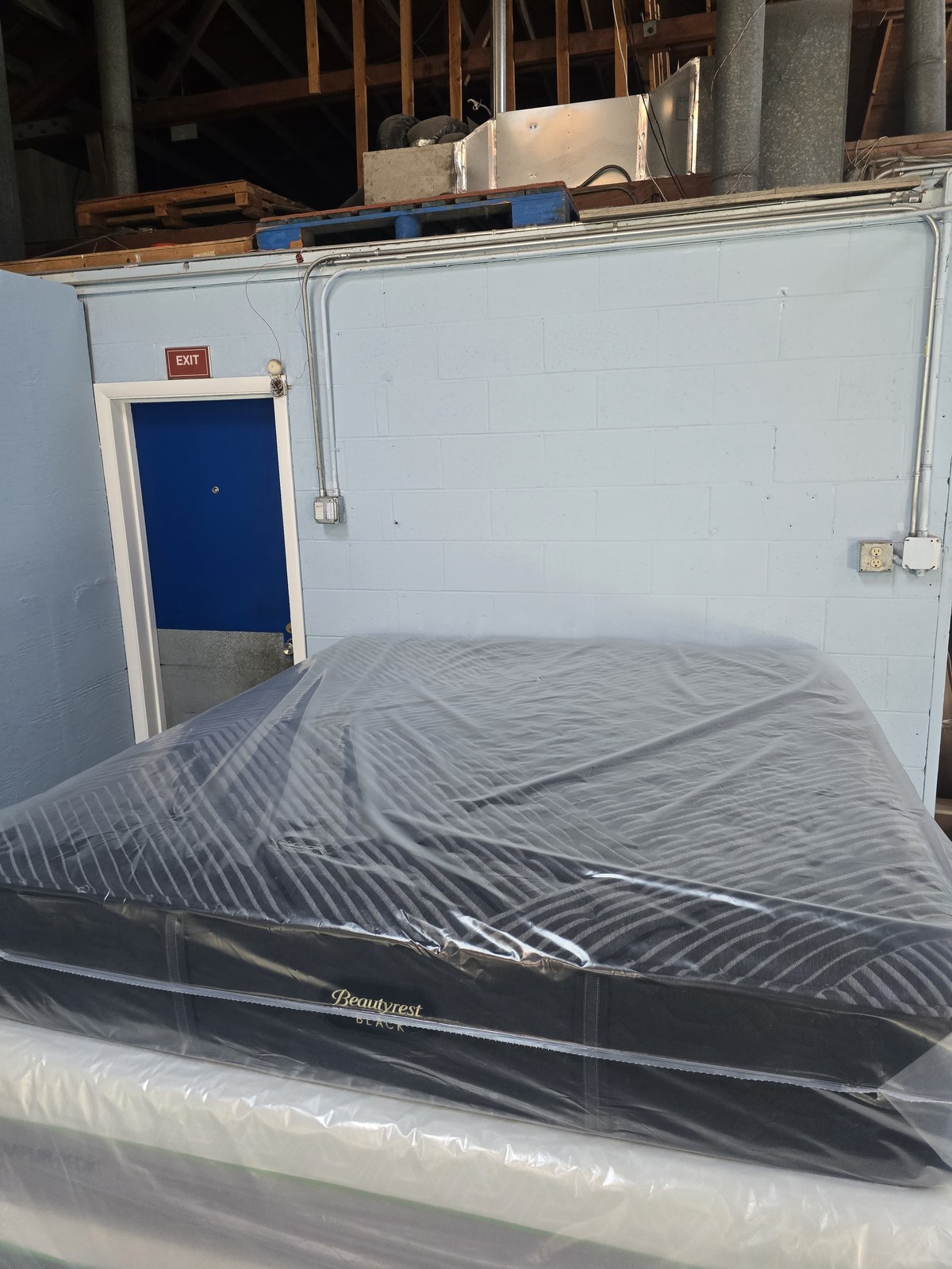 Beautyrest Black Series One King/ Cal-King (Check Description)