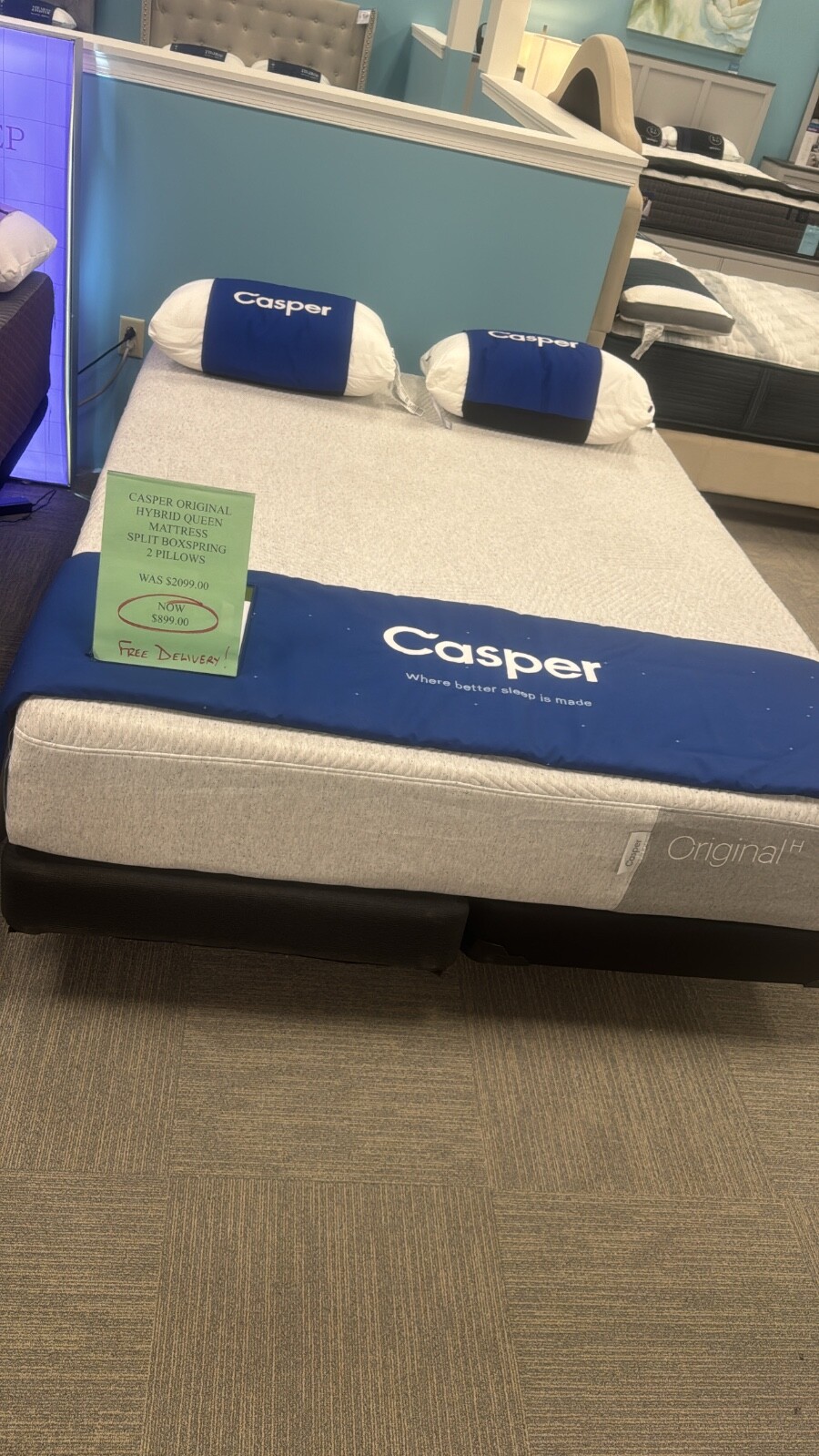 Queen Casper mattress with pillows and split box spring