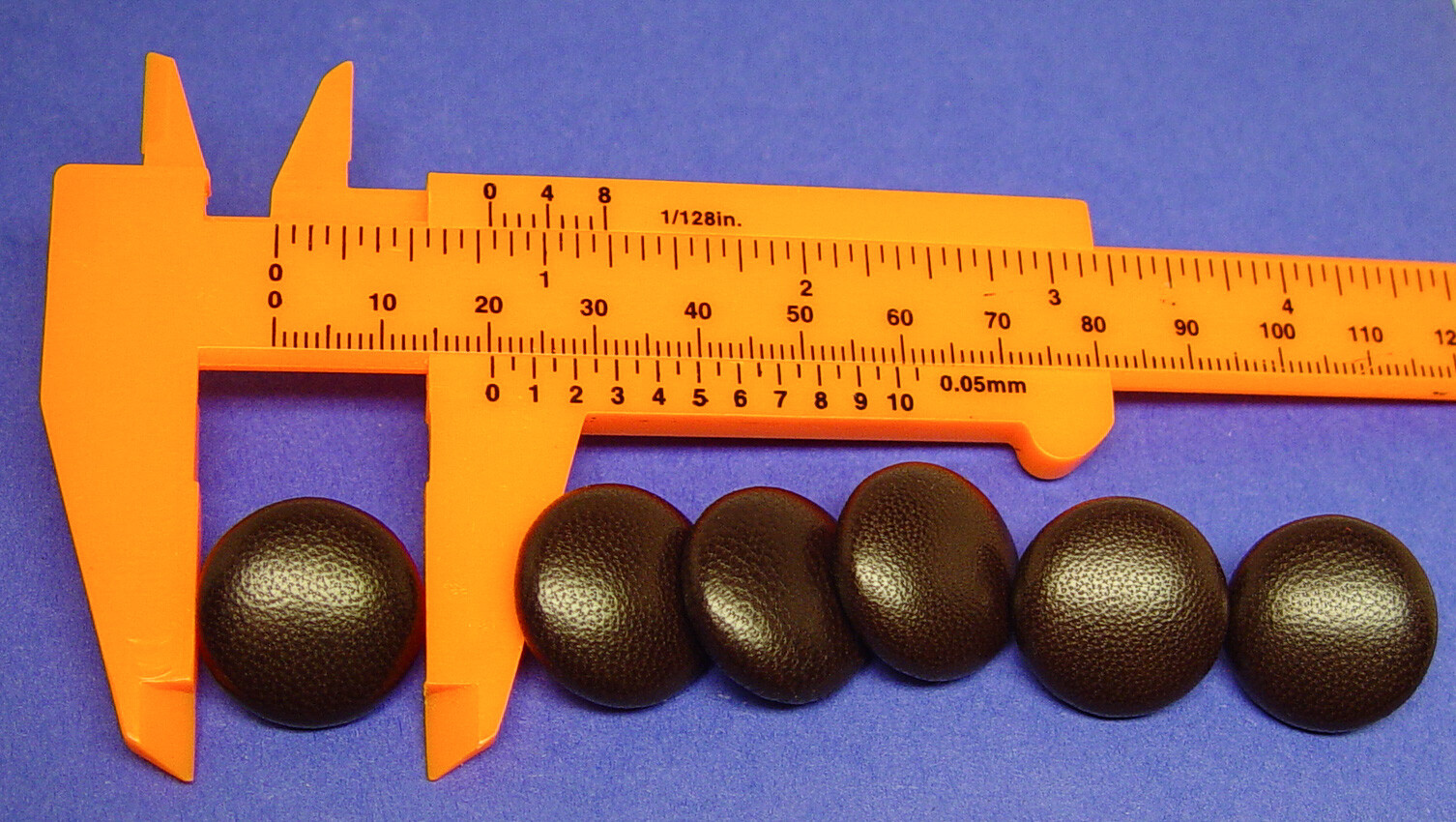 GENUINE LEATHER TUFTING BUTTONS 6 Dark Chocolate Brown 20mm (13/16″) made in USA