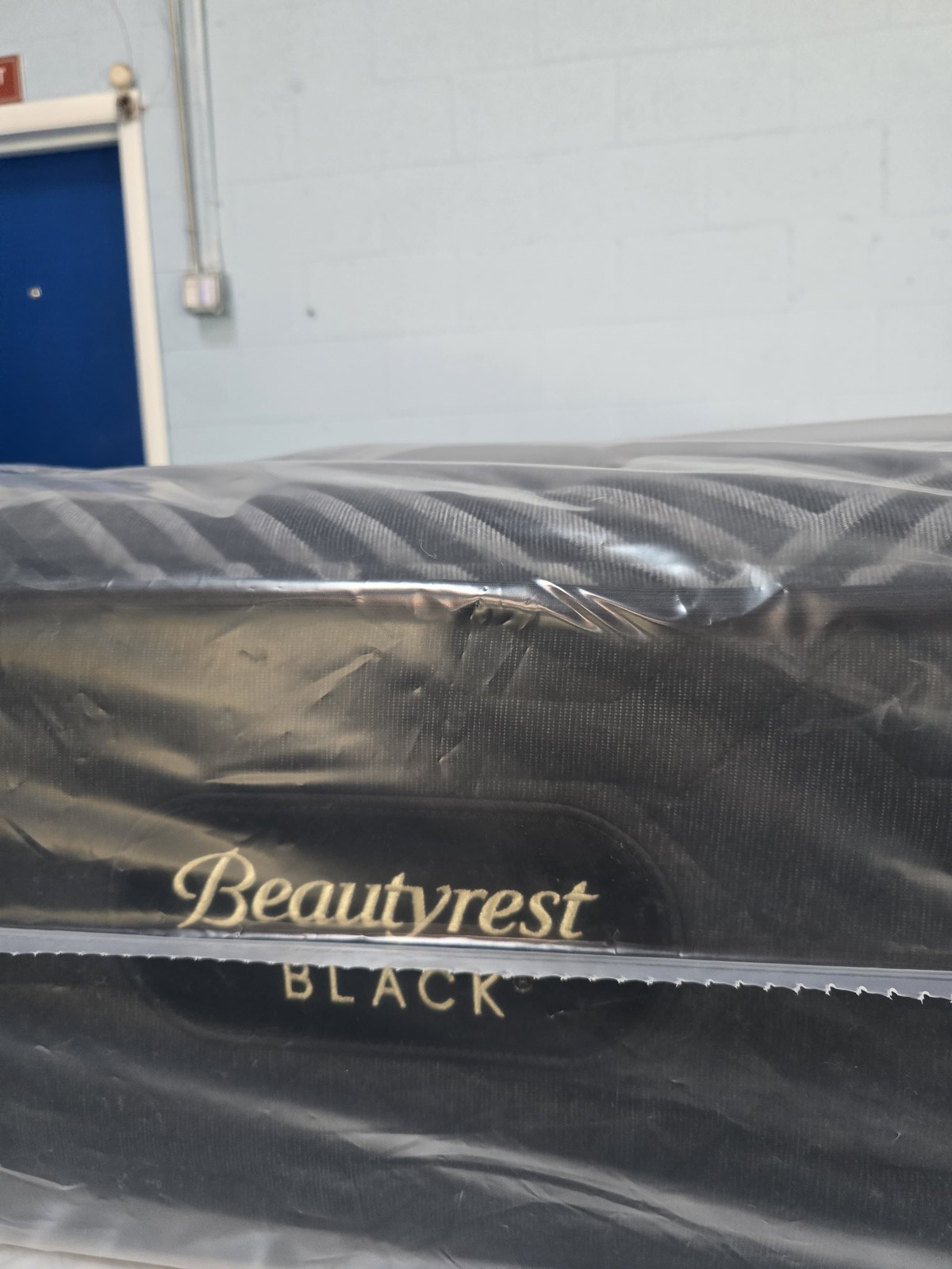 Beautyrest Black Series One King/ Cal-King (Check Description)