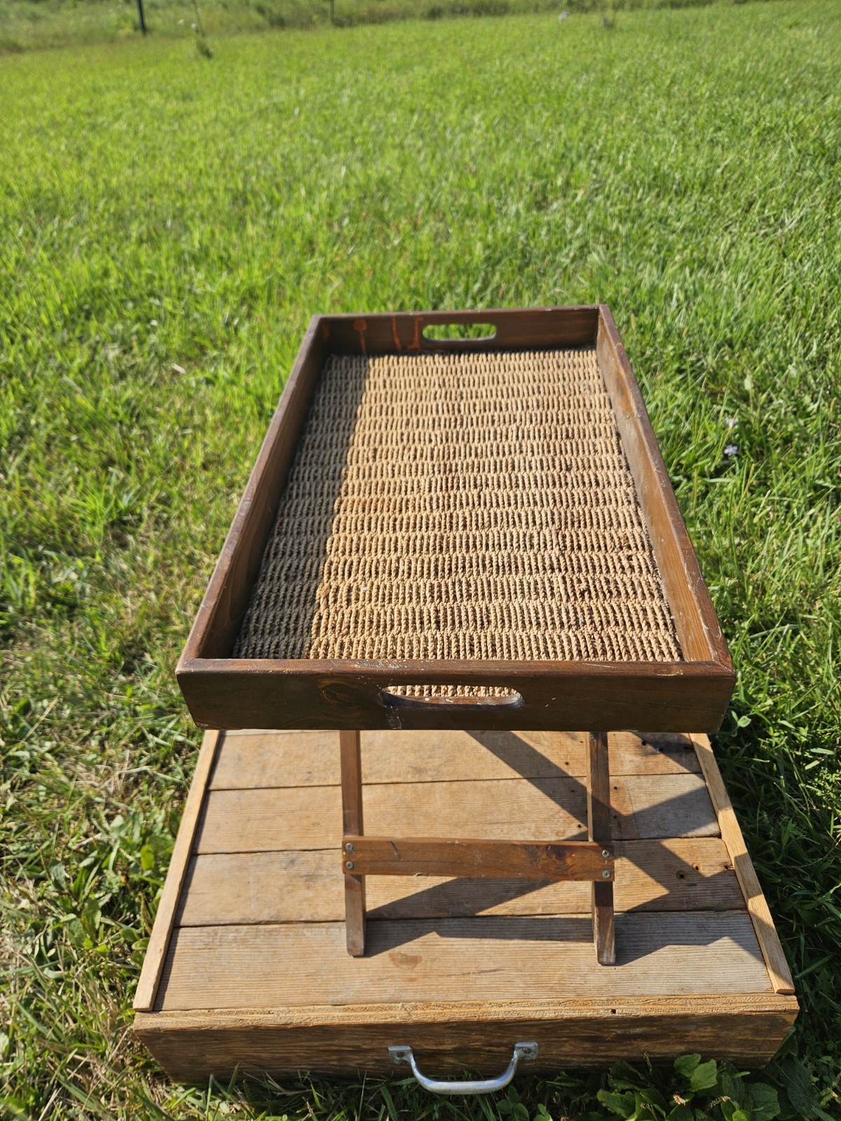 Rustic Farmhouse Butler Tray Table Foldable Wood Woven Grass Rattan Accent TV