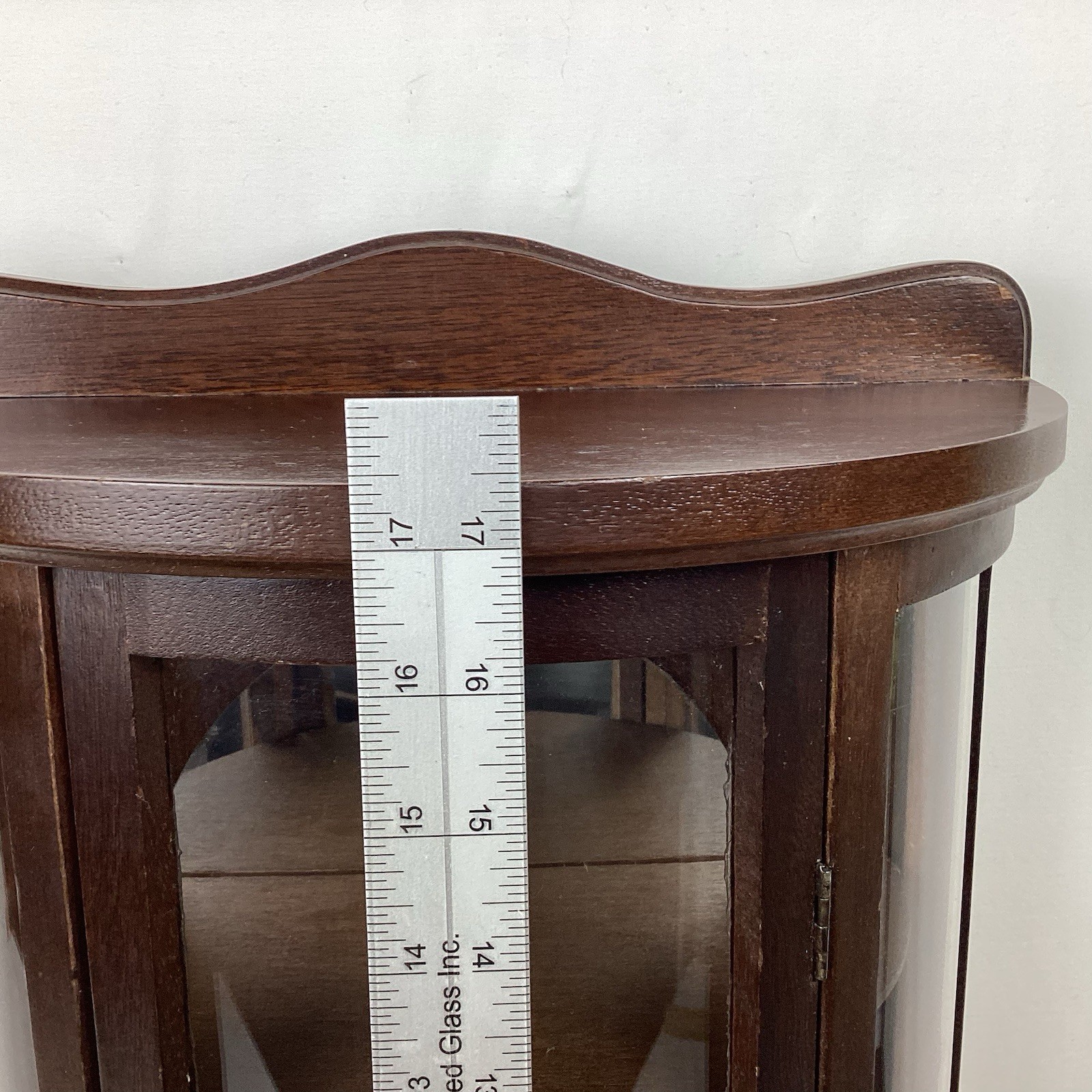 Vintage Dark Wood 2 Shelf Curio Cabinet Curved Glass Mirrored Back 19” Tall