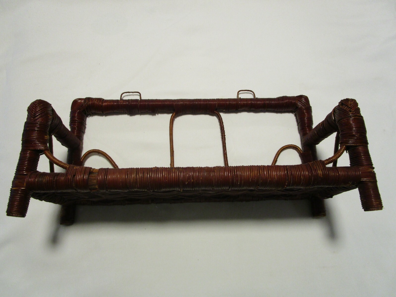 Vintage Natural Brown Wicker Rattan Wall shelf Tabletop Shabby Cottage 15.50” W