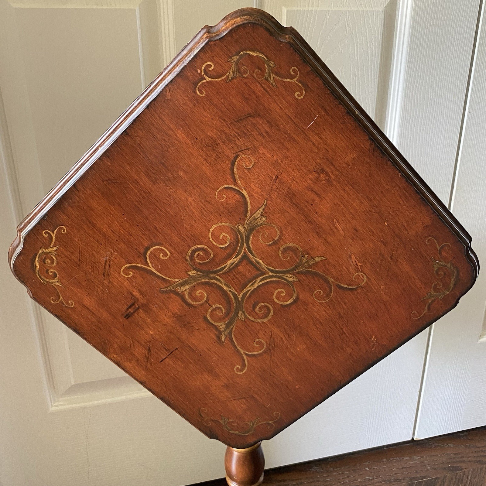 Vintage Bombay Company Wood Accent Tilt Side Table Plant Stand w/ Scroll Paint