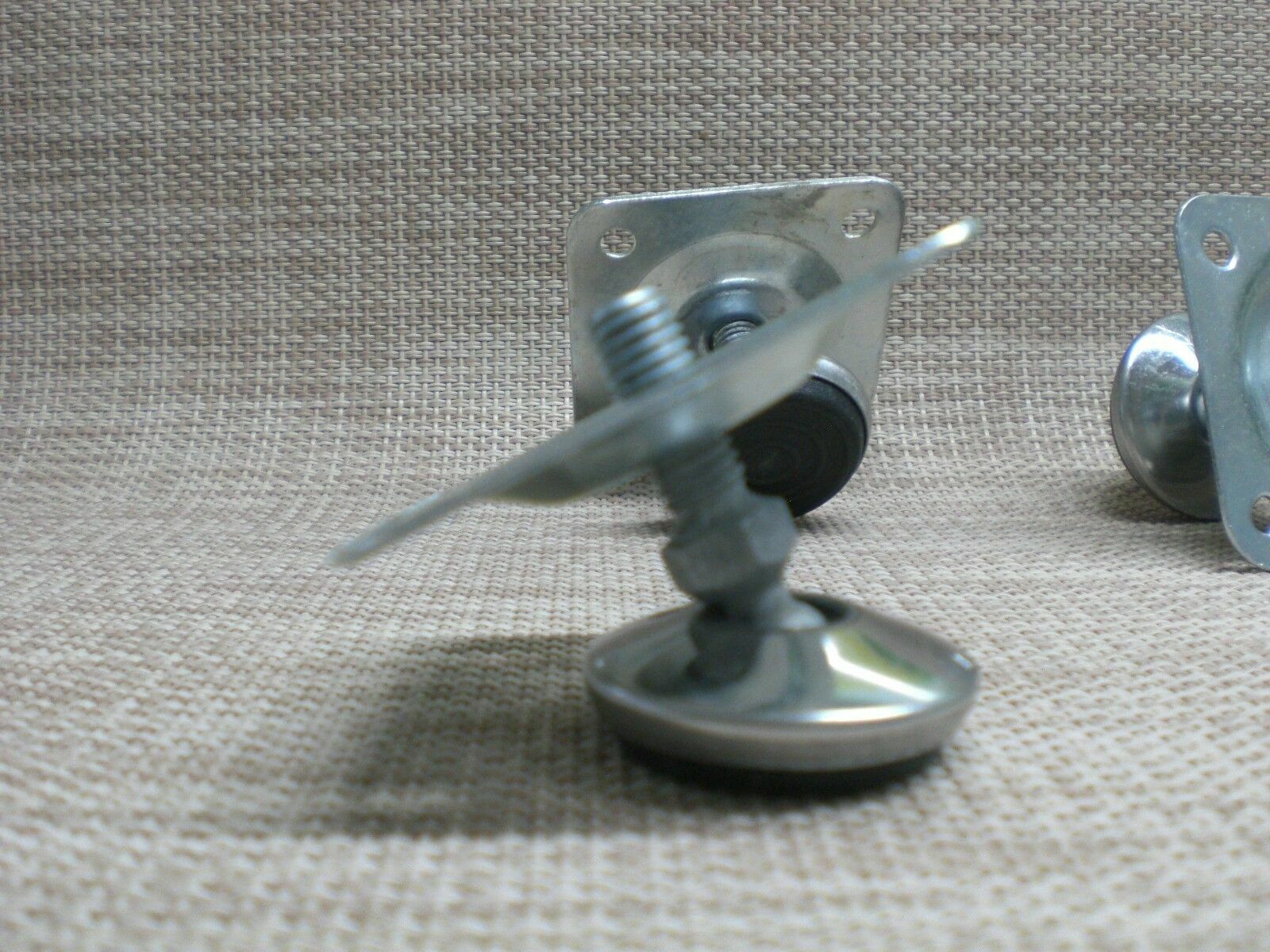 4 Piece Set Furniture Feet + Mounting Plate Stainless Steel Chrome Plate M8 Height 4cm.