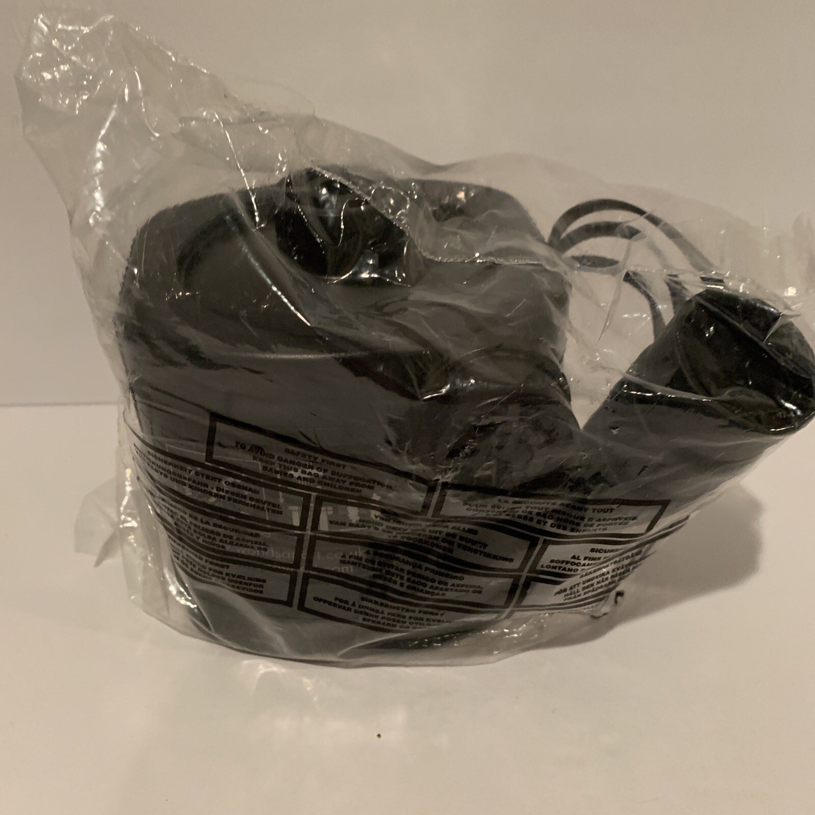 Air Pump Inflator Deflator 3 Nozzles for Air Bed Mattress Boat 110V Inflator