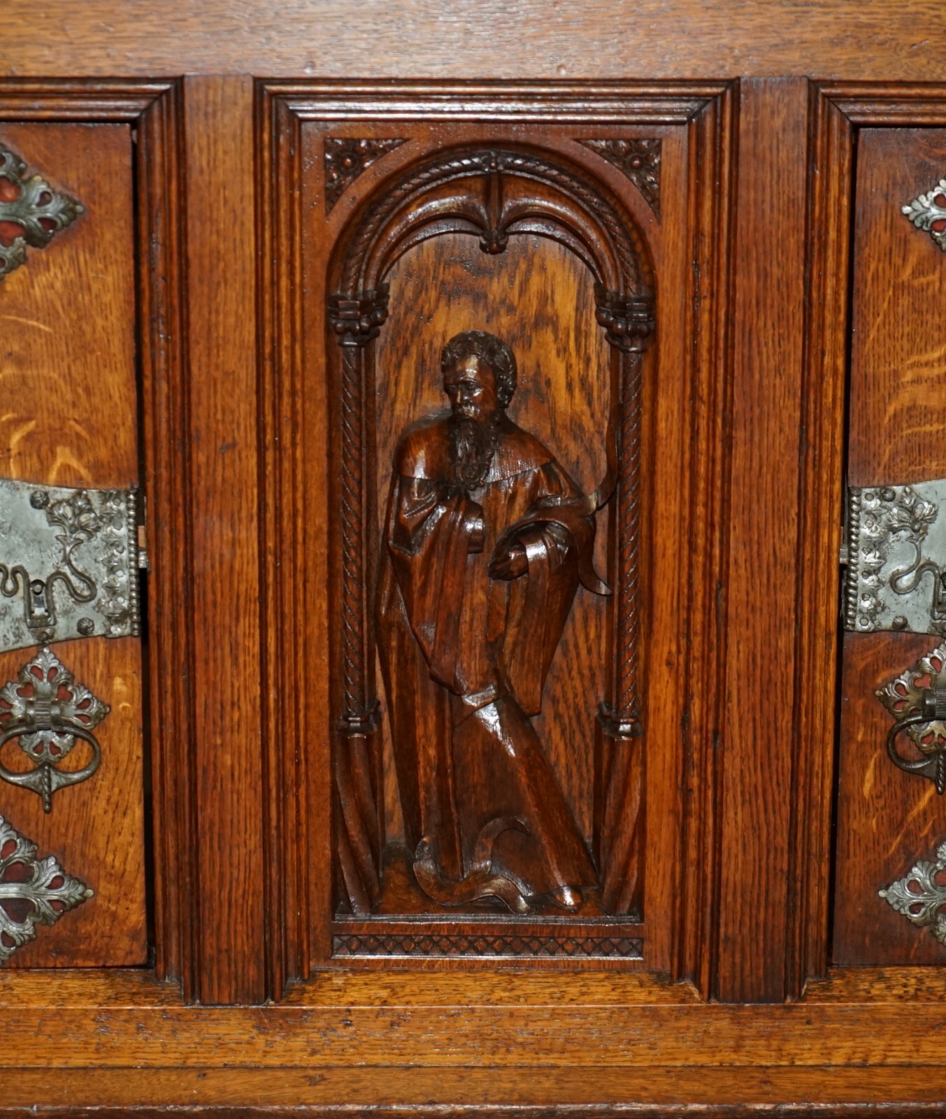EXQUISITE GOTHIC REVIVAL CIRCA 1860 HAND CARVED SIDEBOARD MUST SEE PICTURES