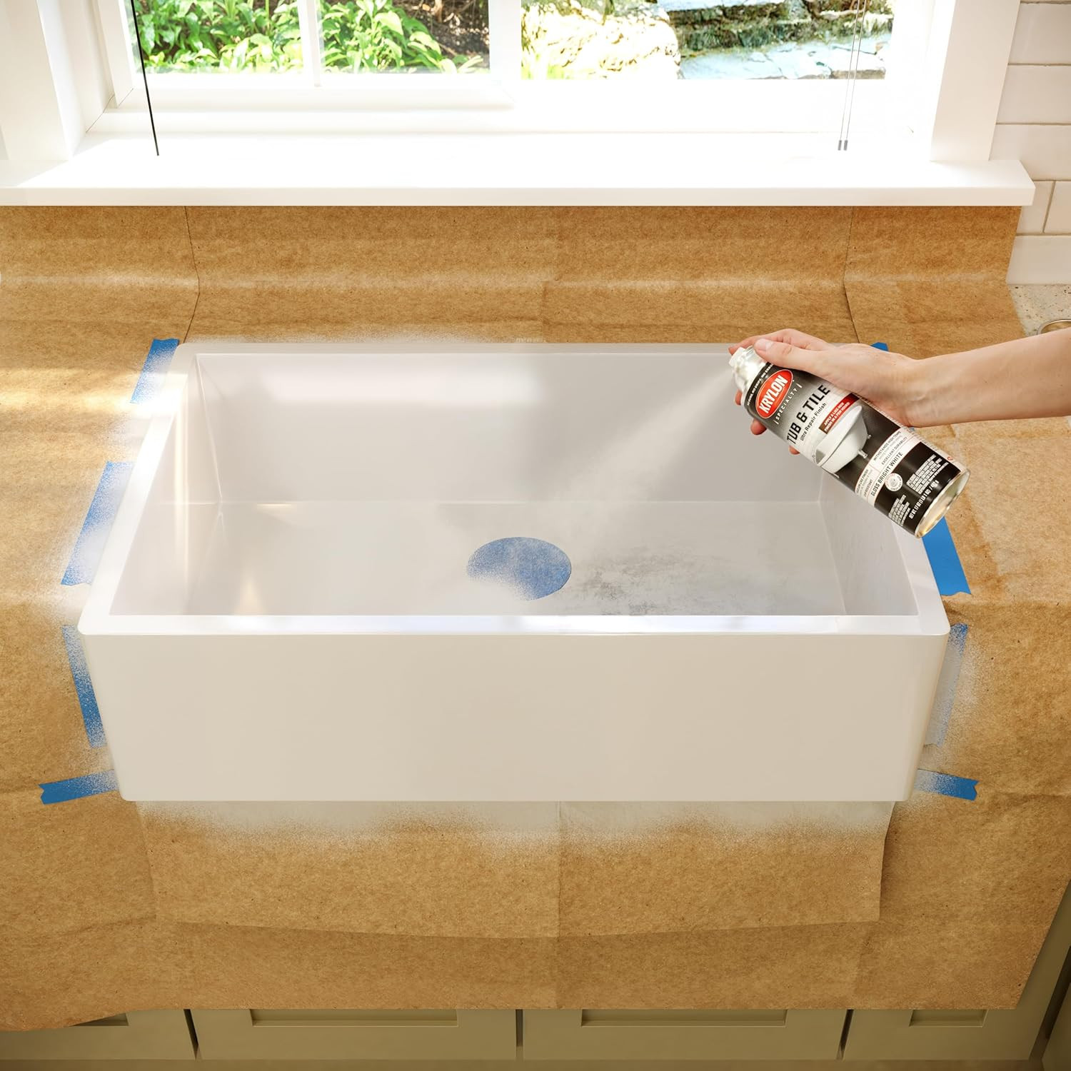 Krylon K04502007 Tub & Tile Ultra Repair Finish Spray Paint, Aerosol, Bright Whi