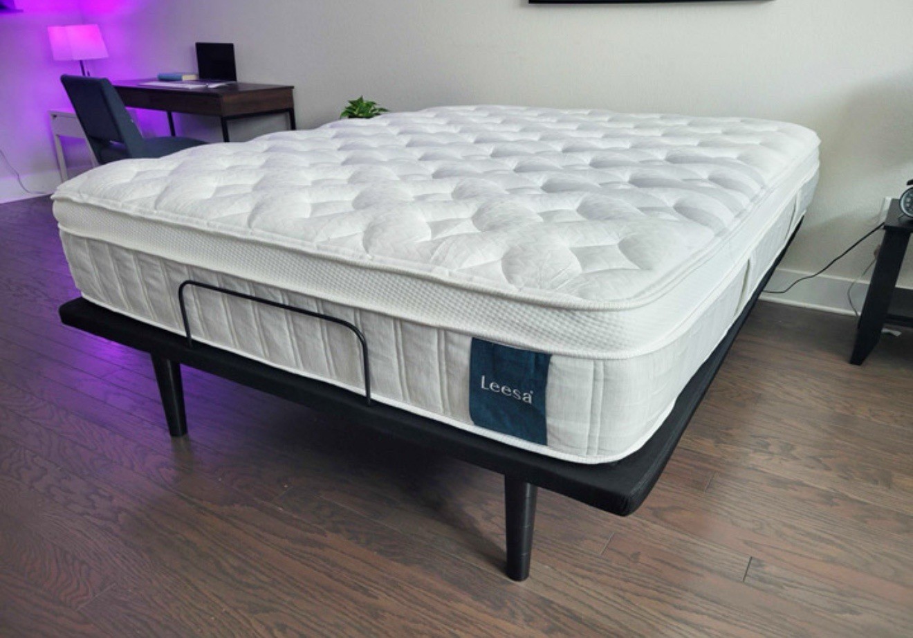 Leesa Sapira Chill Hybrid King Mattress