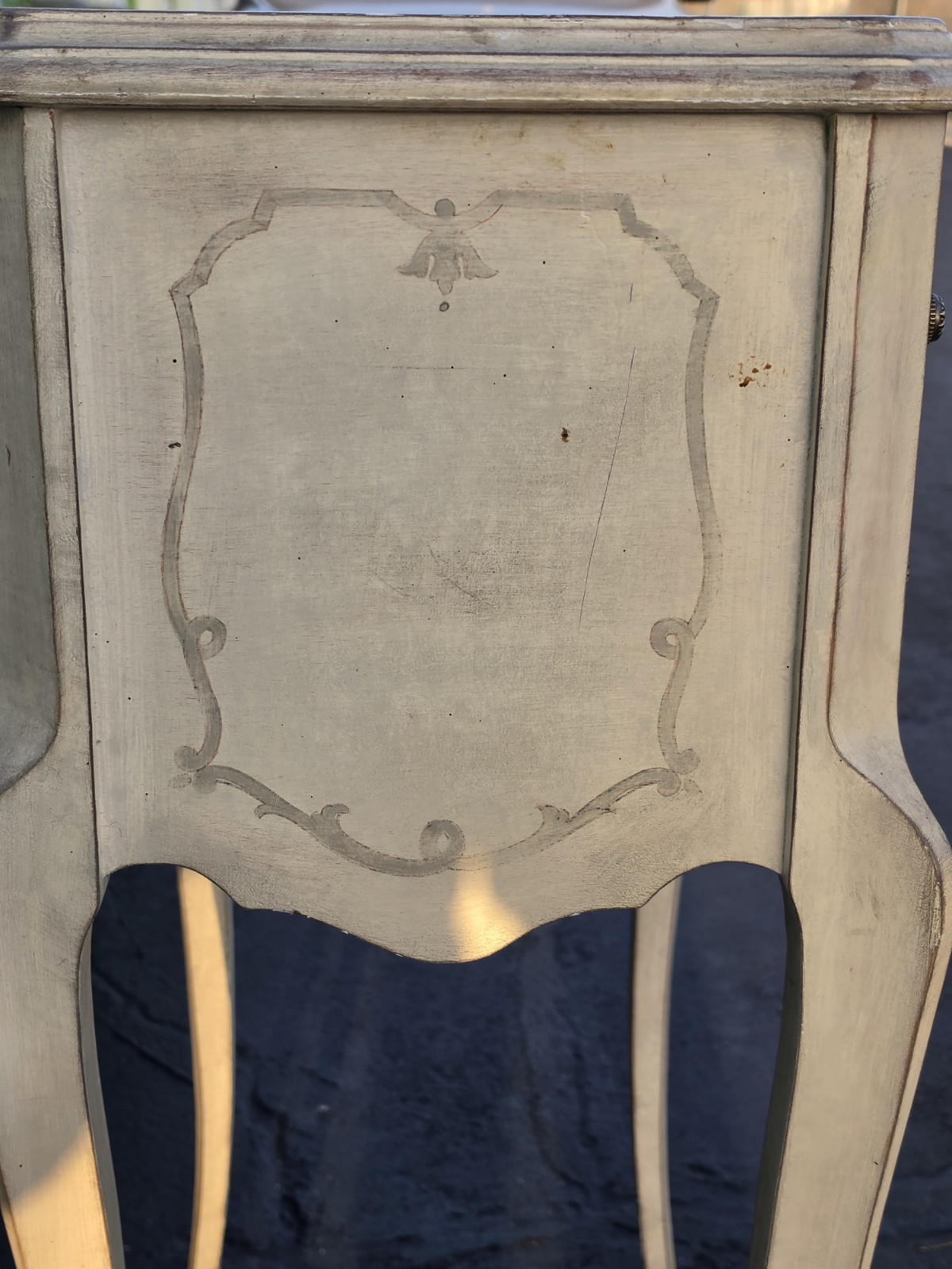 Vintage French Provincial Accent Table. Hand Painted