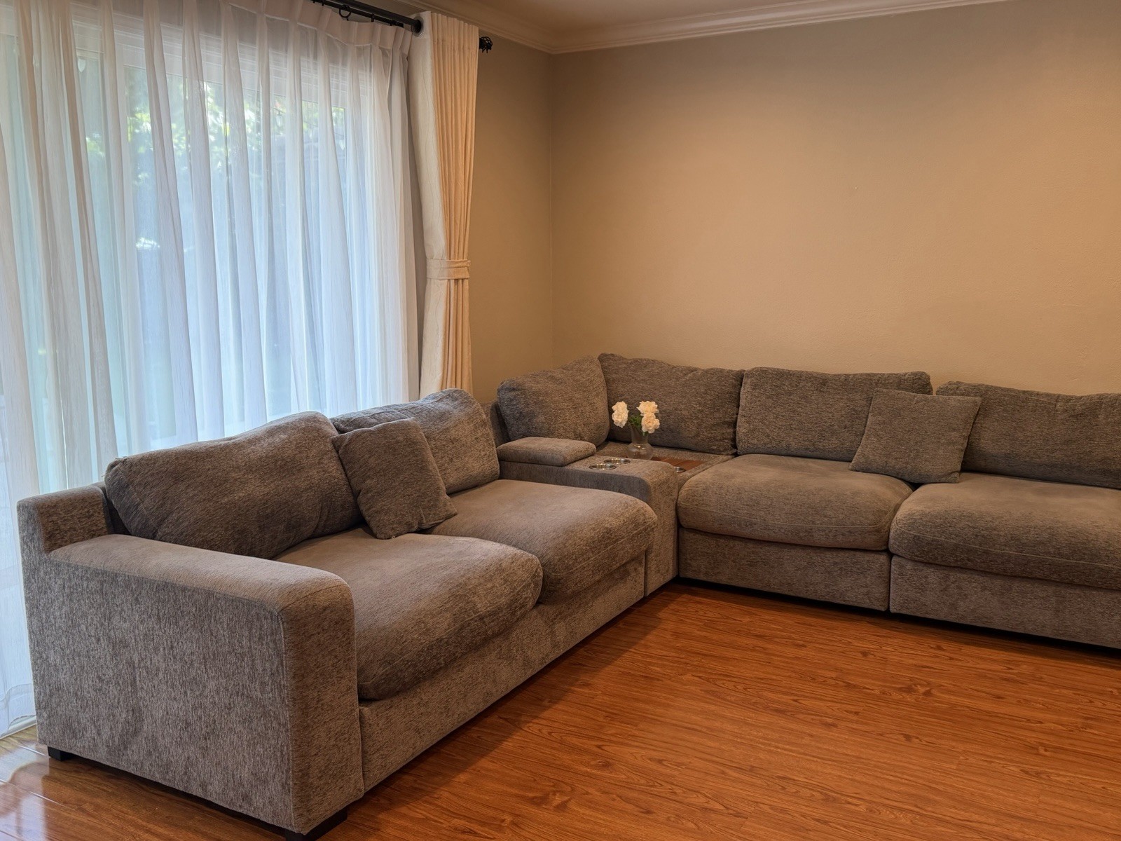 Gray Modular Sectional Sofa with Chaise, Cup Holders, Contemporary, Seats 6+