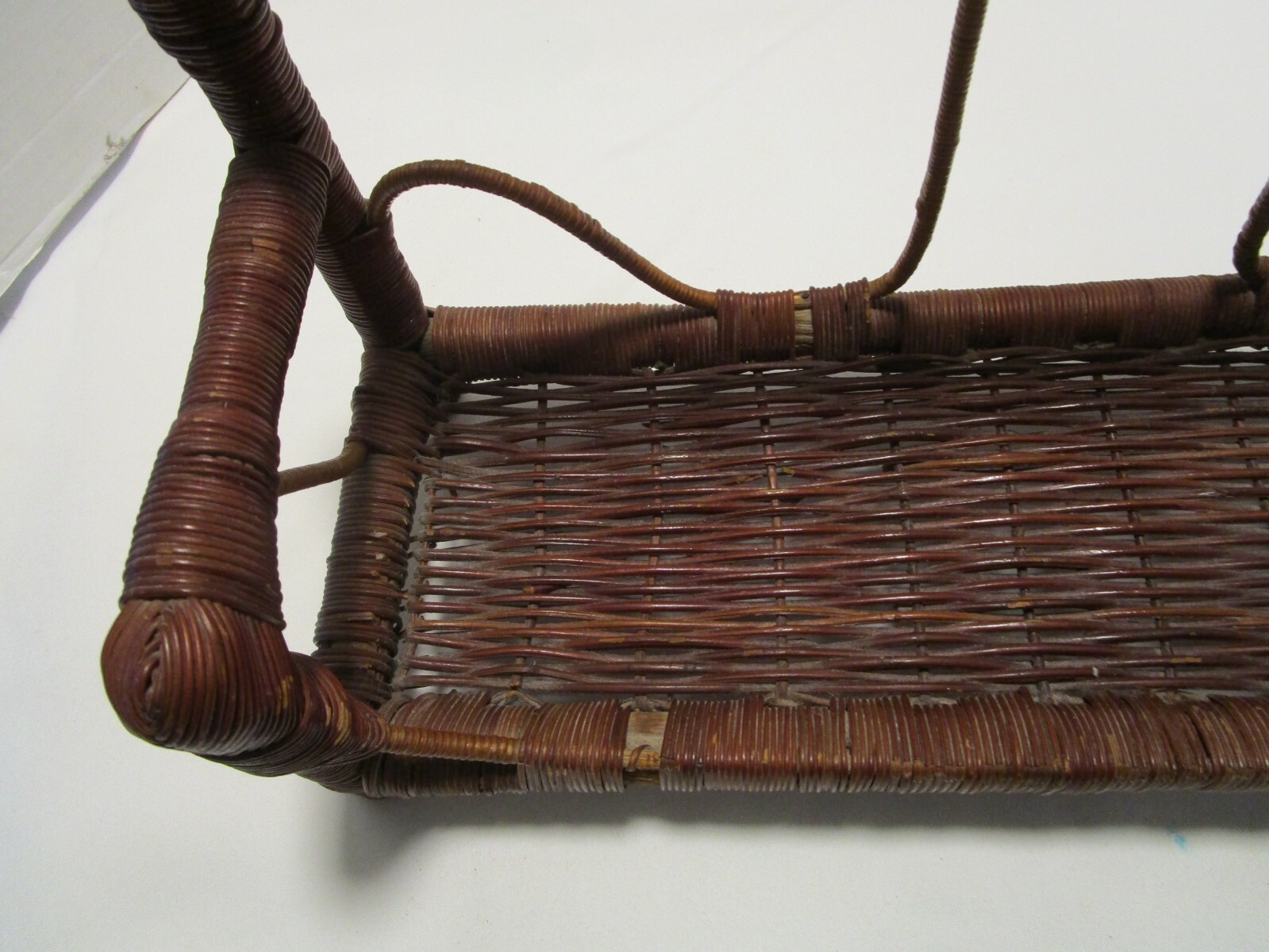 Vintage Natural Brown Wicker Rattan Wall shelf Tabletop Shabby Cottage 15.50” W