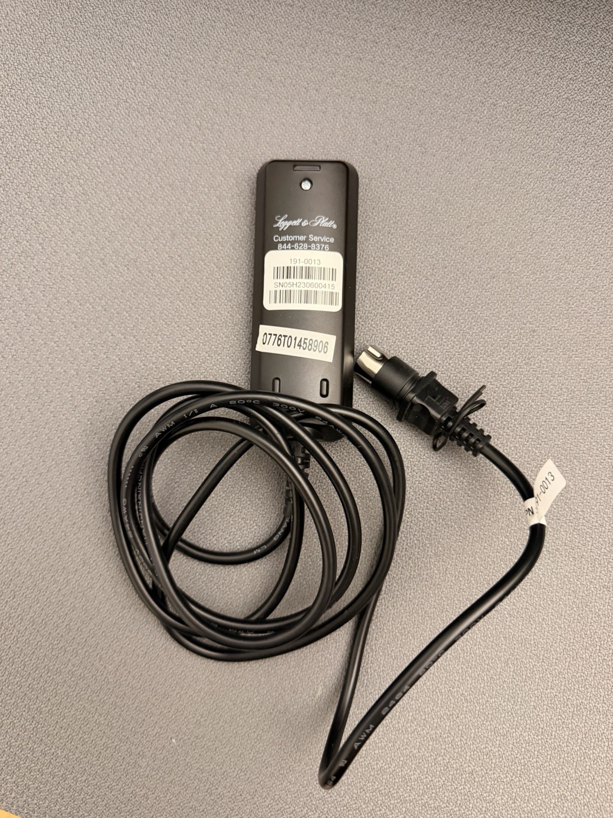 Mattress Firm Leggett & Platt Wired Remote Control Adjustable Bed – 191-0013