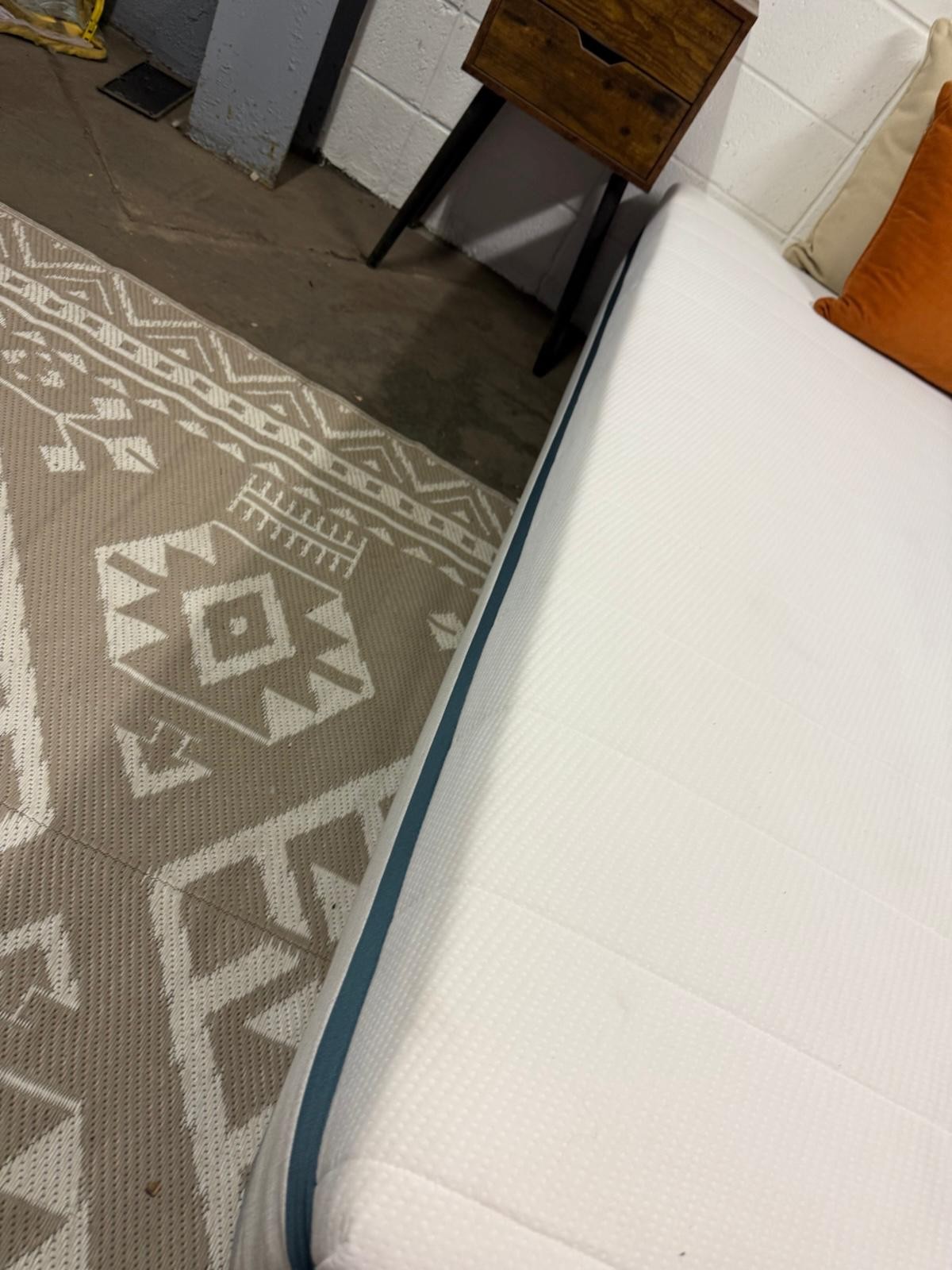 Helix | Twilight Firm Hybrid | 14″ King Size