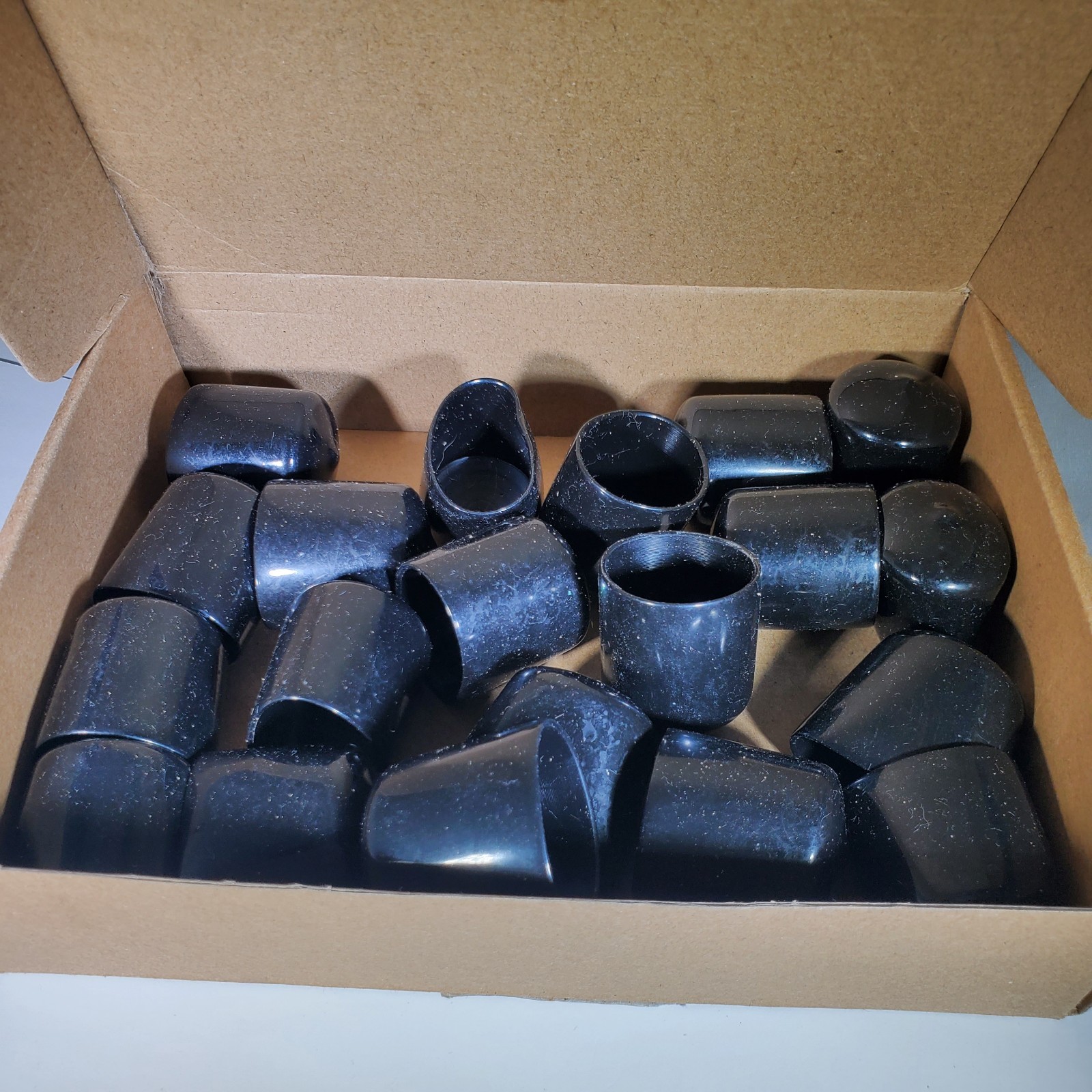 20 Pcs 1 1/4 Inch Round Rubber Chair Leg Tips Caps Chair Table Leg Covers