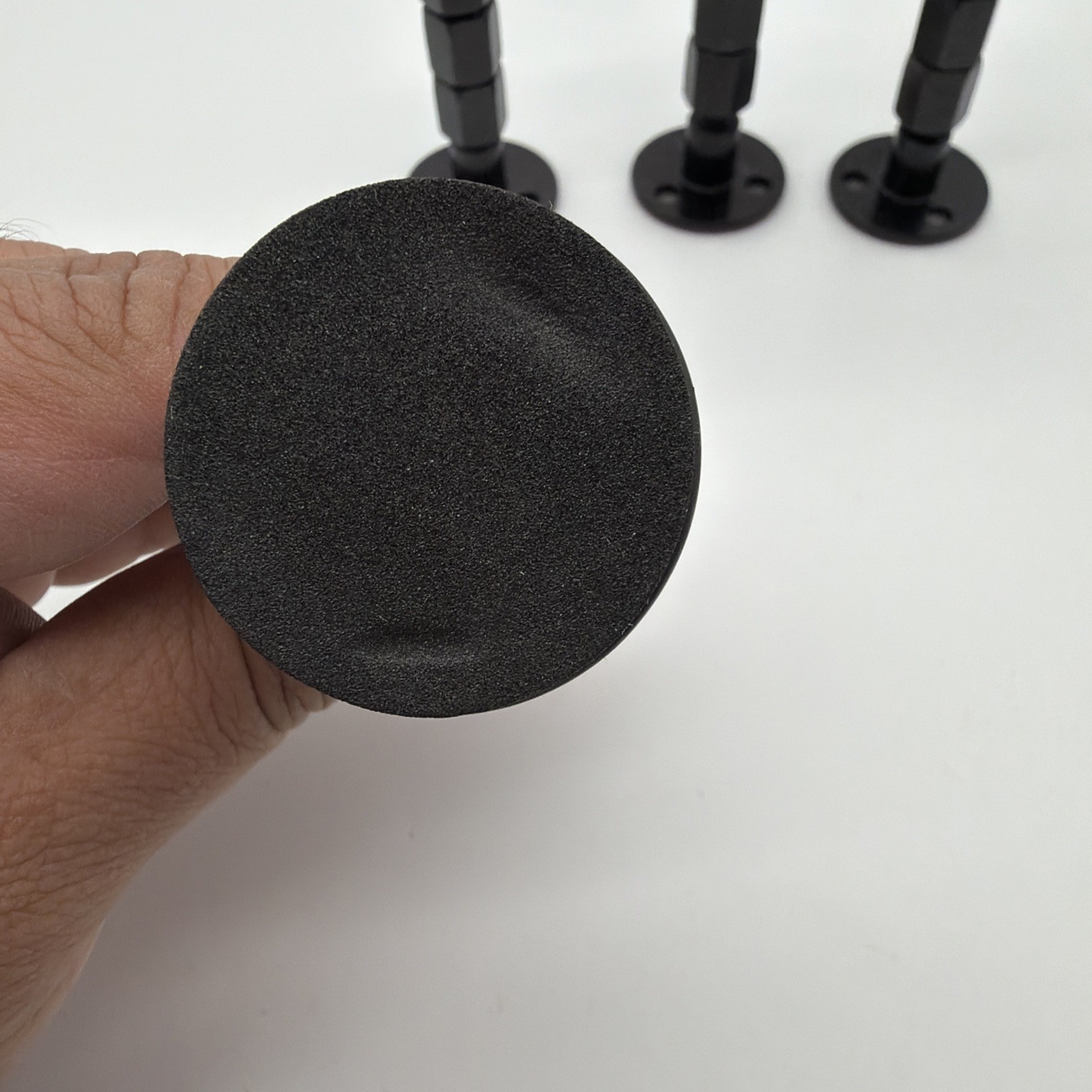 4 Pack Adjustable Headboard Stoppers Anti-Shake Stabilizers 1.0–4.0 in Black Set