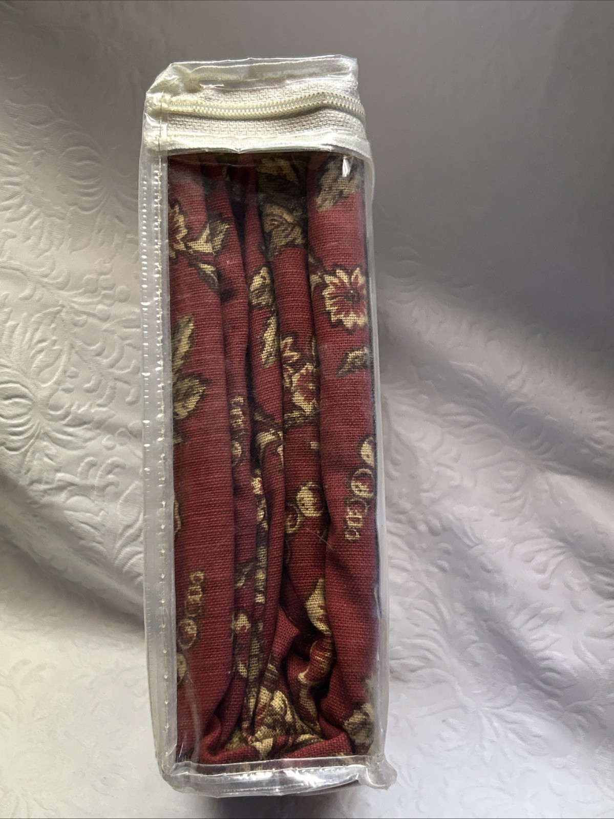 Country Living Fabric Chair Cover Bouquet Of Roses Pattern Polyester Cotton Red