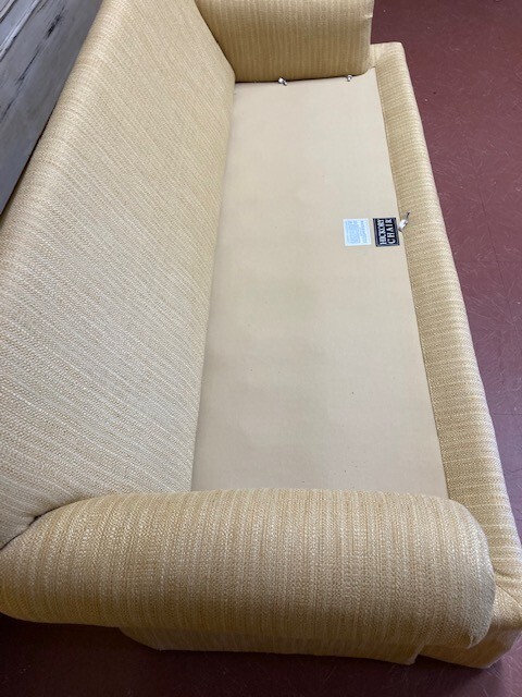 HICKORY CHAIR CO. CAROLYN COLLECTION SOFA, MED. MAHOGANY, EX. COND, ORIG. OWNER
