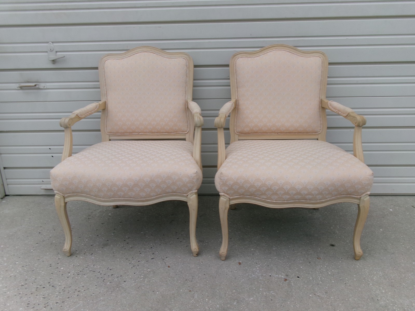 Pair Side Arm Chairs Lounge French Set 2 Regency Louis XVI Dining Captain Petite