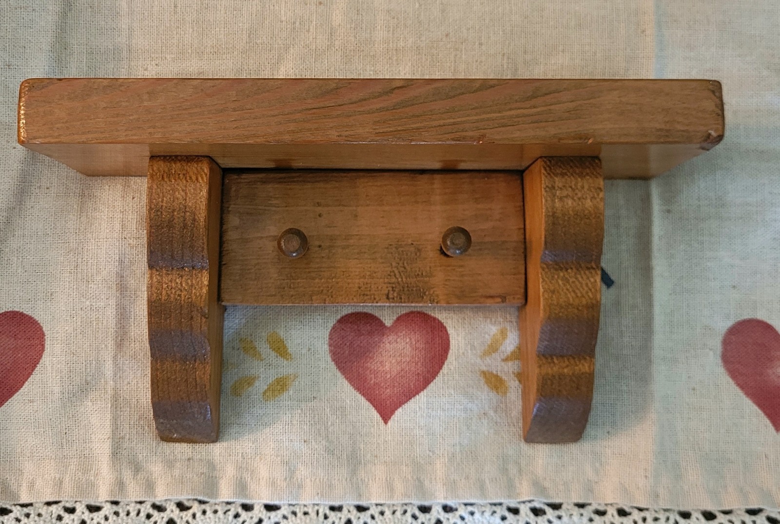 Vintage 8″ Solid Oak Wall Shelf Rustic 1980’s Farmhouse Display Ledge”.