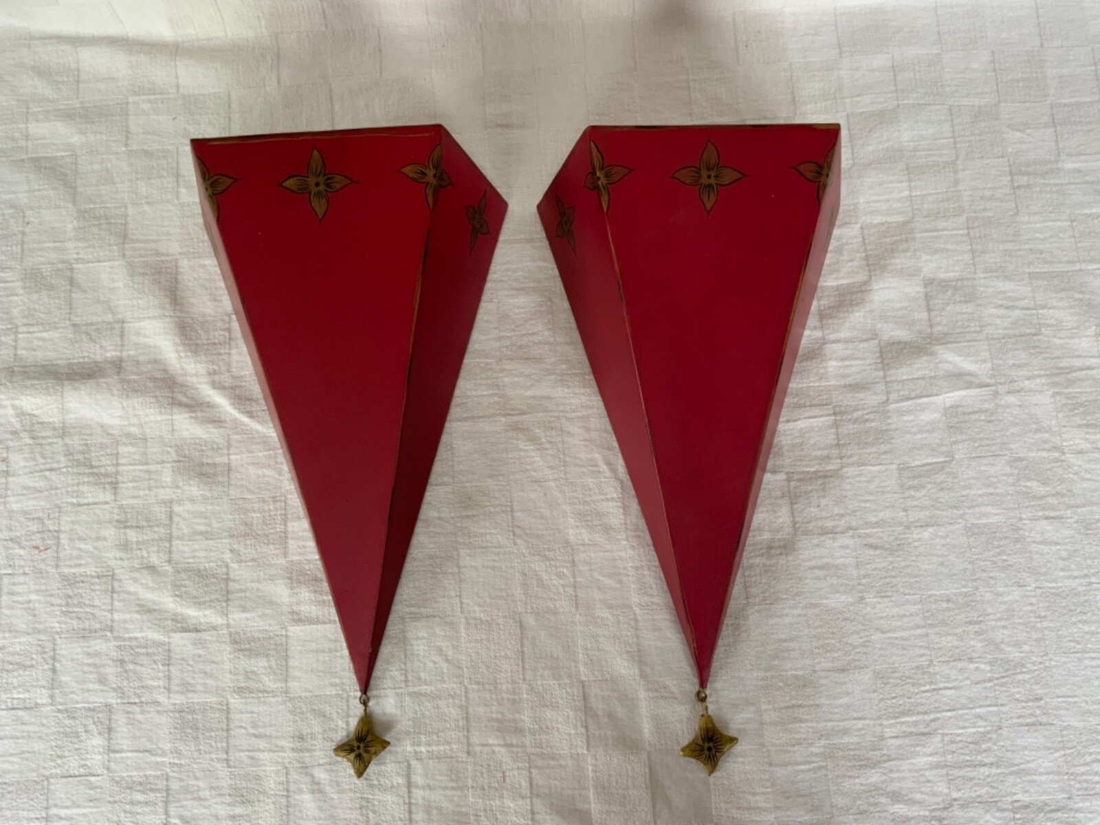 Southern Living at Home 2 Red Wall Sconces, Metal Distressed Shelf 