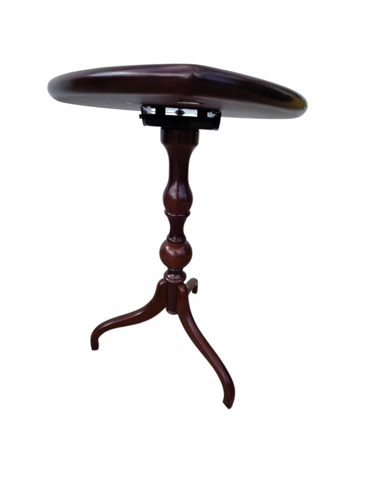 Bombay Company Mahogany Flip Top Side Table Pedestal Stand Queen Ann Heart Shape