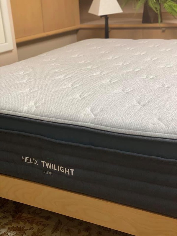Helix Twilight Luxe Mattress (Queen Size) / FREE Delivery