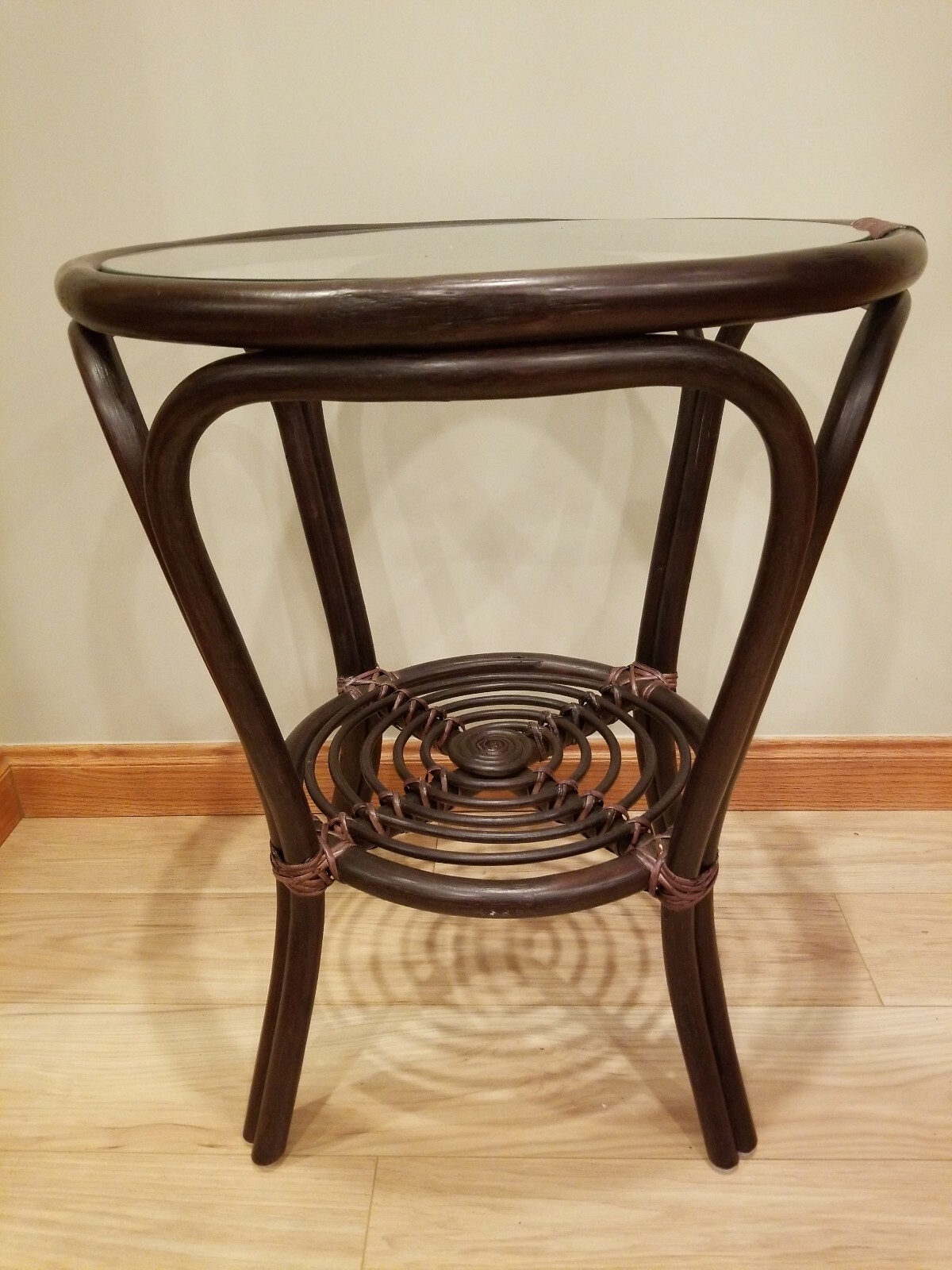 Rattan Natural Wicker Handmade Round Coffee Table With Glass Top 25’hgh 21’round