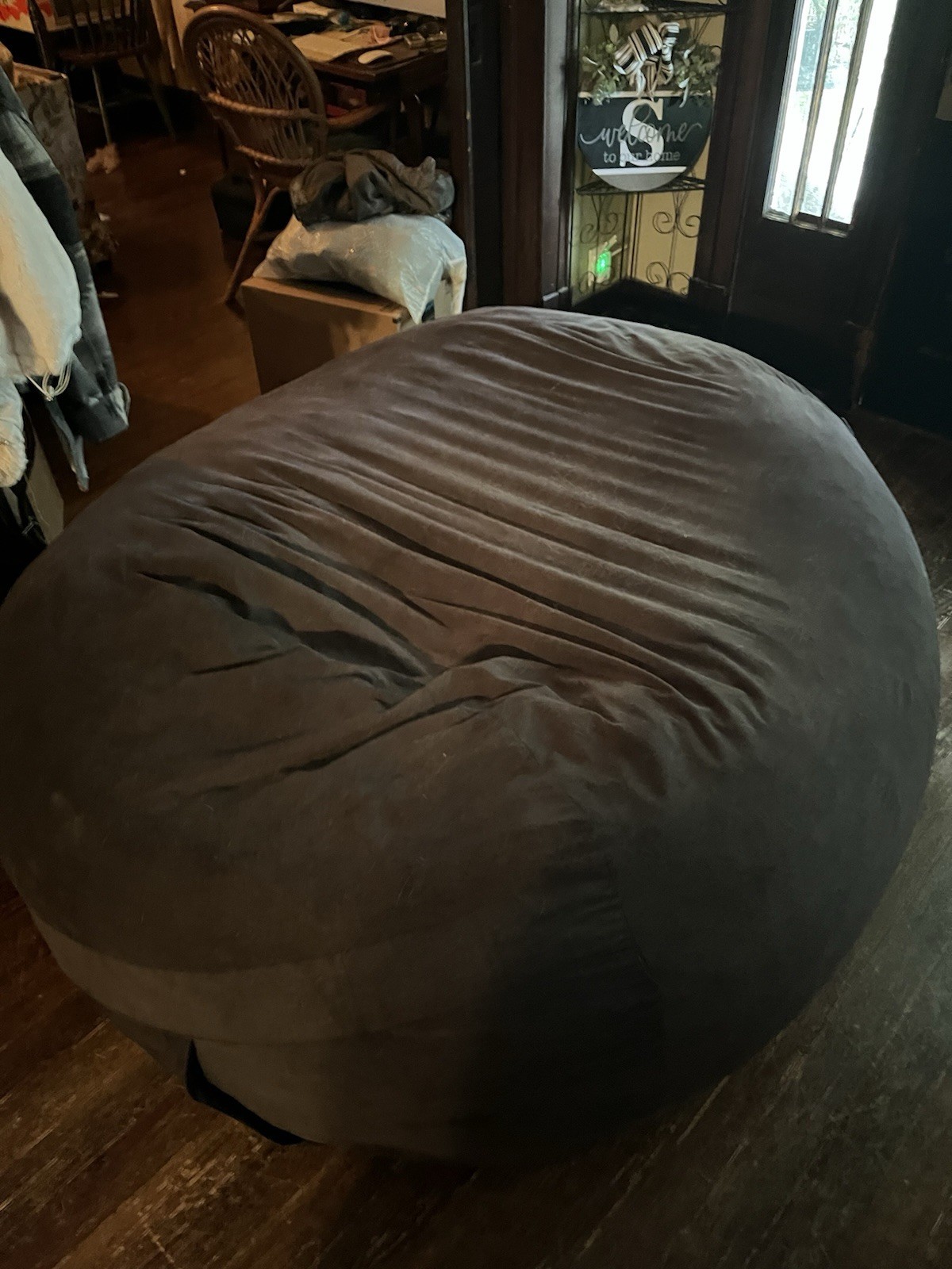 Big Joe ,Has Hole In The Side, No Foam Falls Out, Very Comfy, Cash only