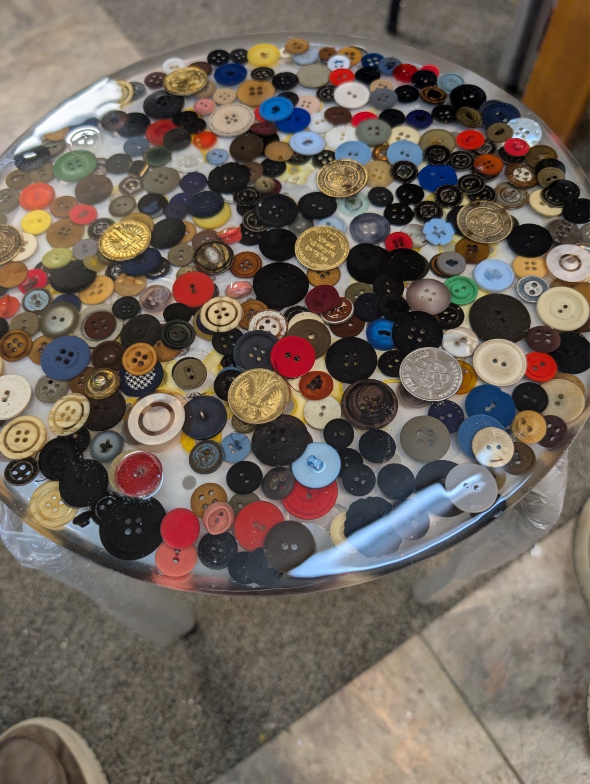 12″ hand poured Epoxy Resin Round Table with vintage button inlay. brand new