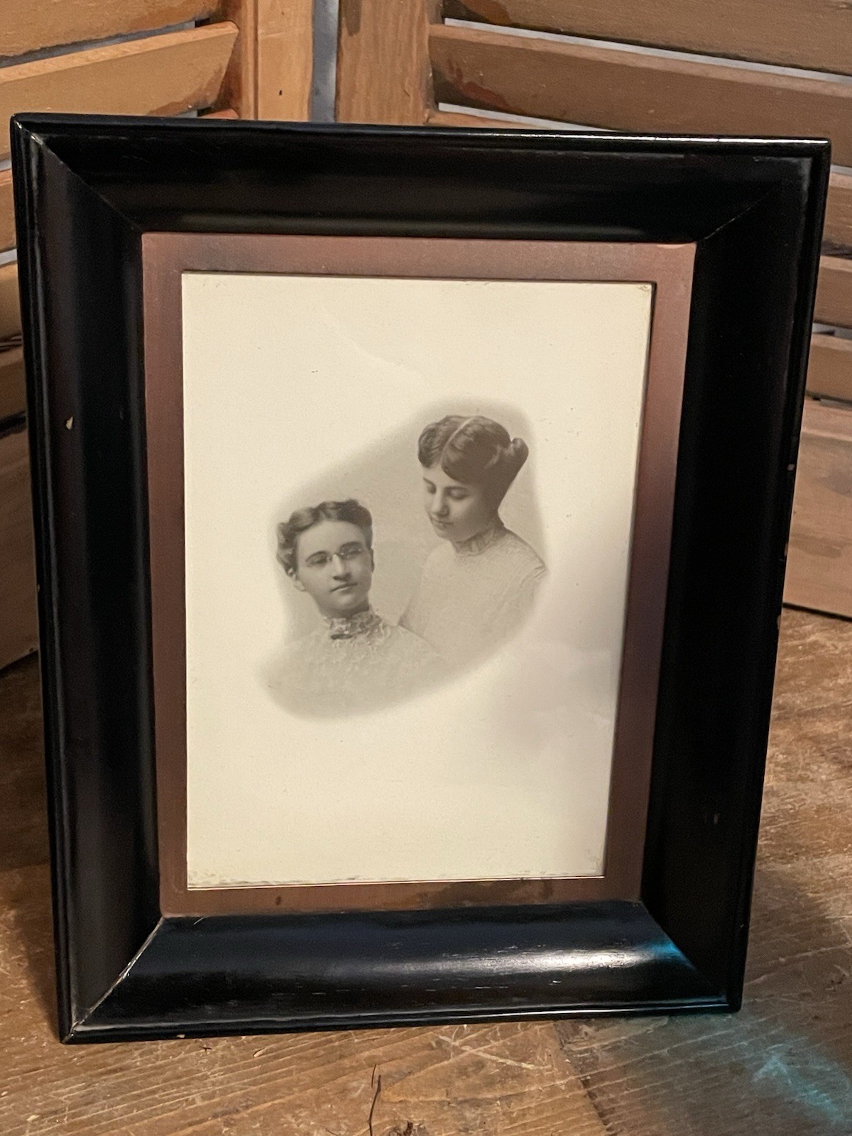 9.25 x 7.25 Black Composite Wood W/ Bronze Inlay Old Picture