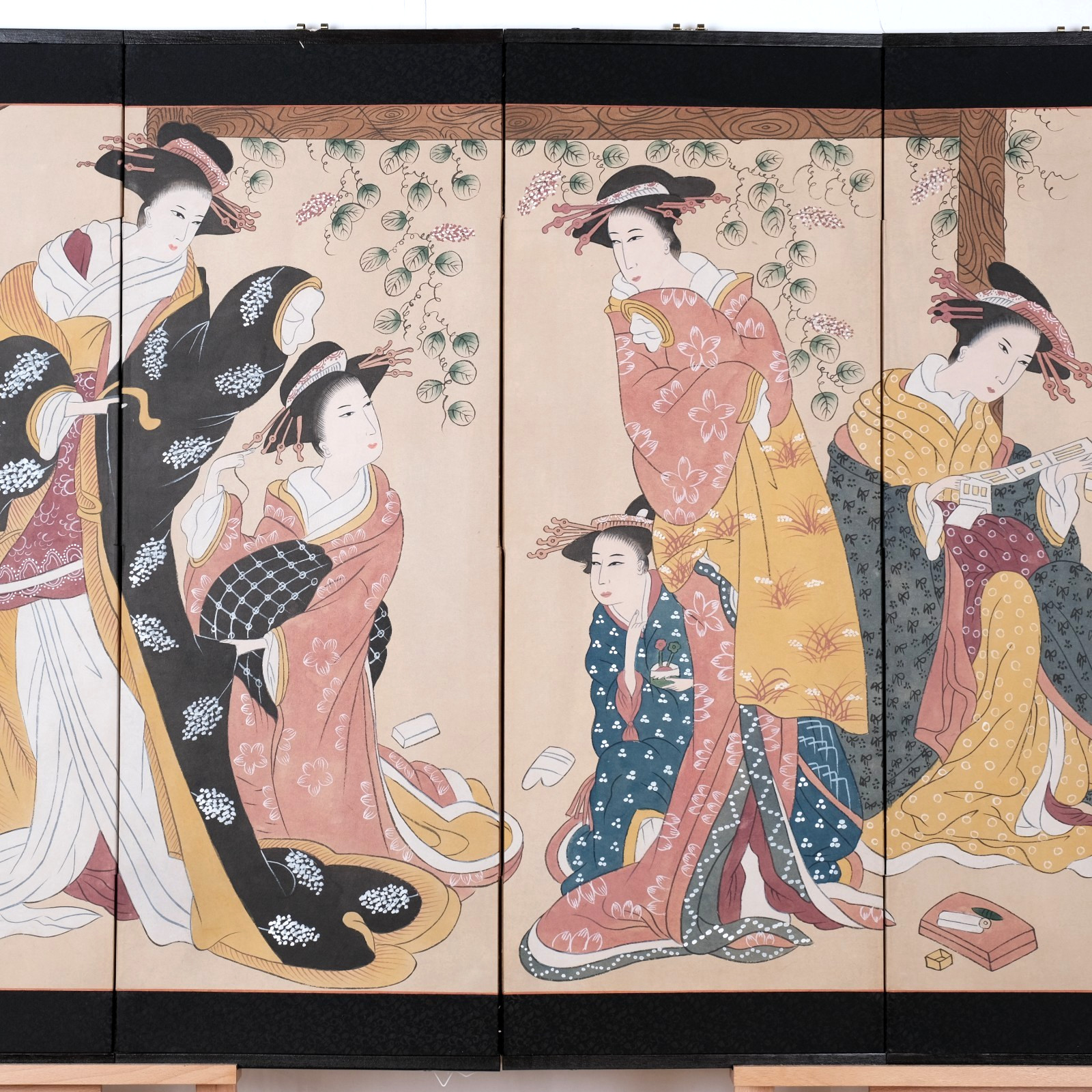 1970s Japanese Byobu 6 Geishas 4-Panel Folding Tabletop or Hanging Screen VG+