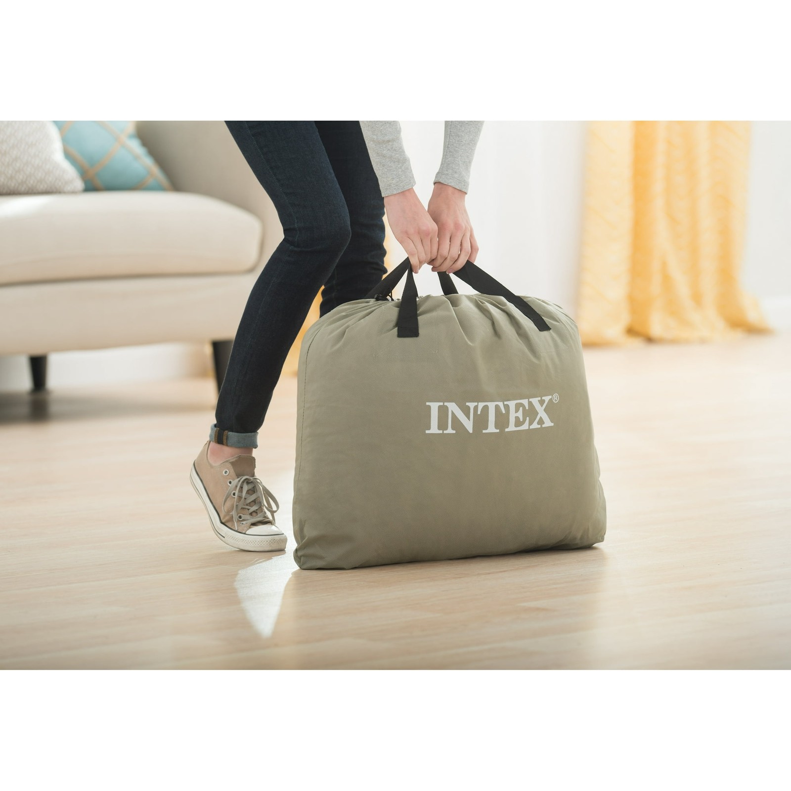 Intex 20″ Twin Dura-Beam Deluxe Raised Air Bed Mattress with Built-in Pump