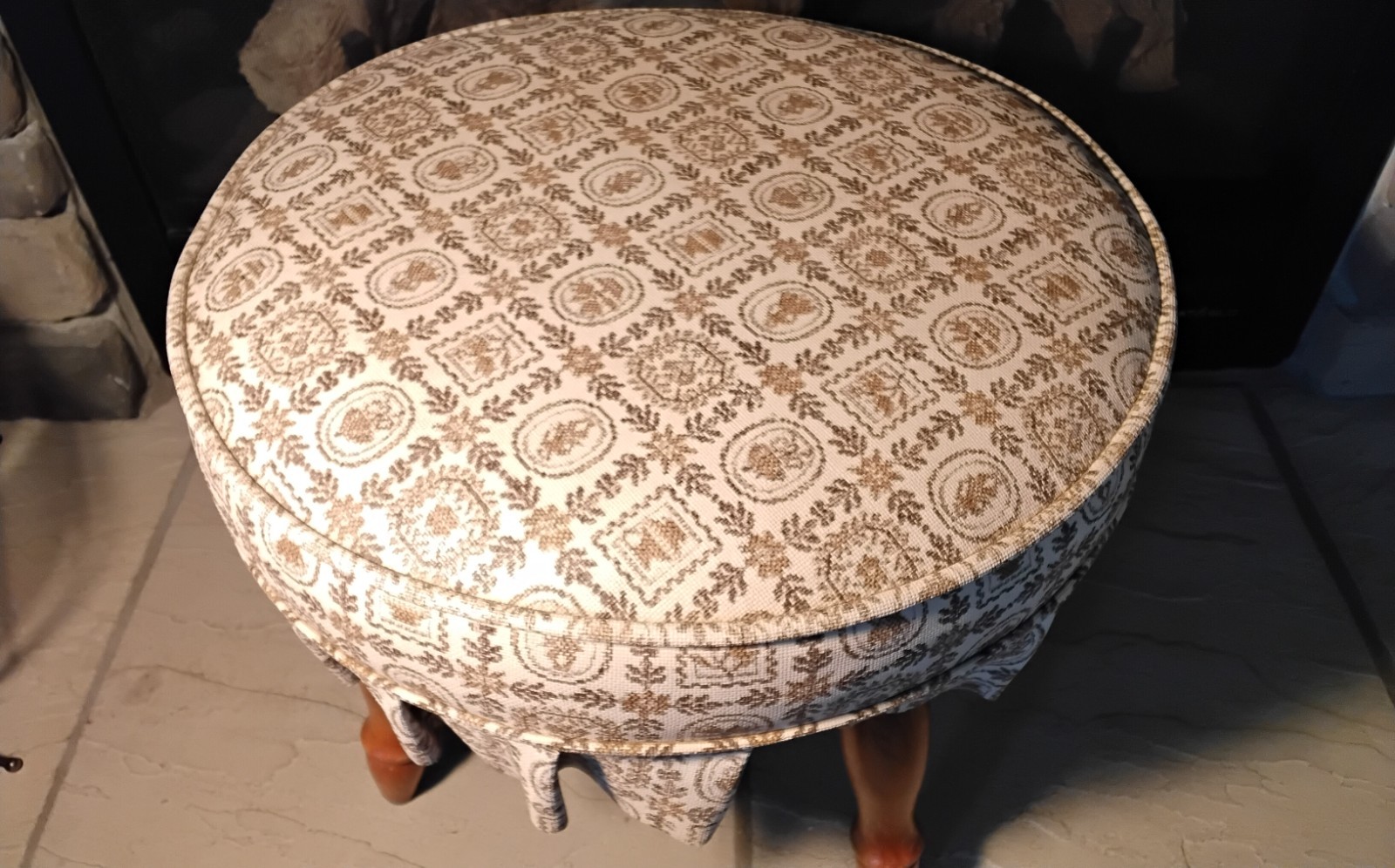 Vintage Retro Fabric Round Footstool Ottoman w Wood Legs, Vinyl Fabric Skirt