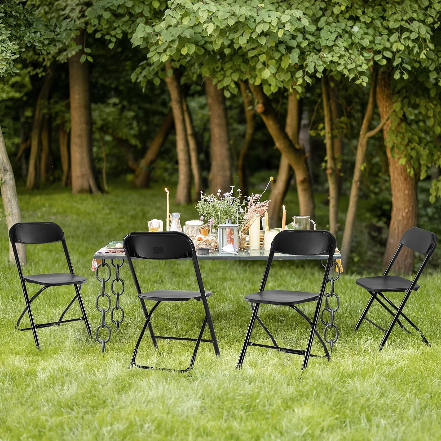 Folding Chair 4 Pack, Plastic Foldable Chairs with 330-Pound Capacity, Sturdy Me