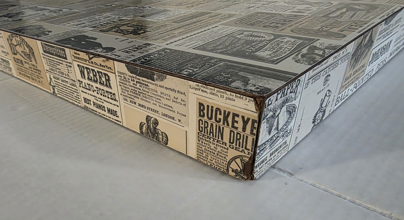WENDY’S 30″ Newsprint Table VTG ORIGINAL 1st Gen BANNED 1970s VG w/o Base RARE!