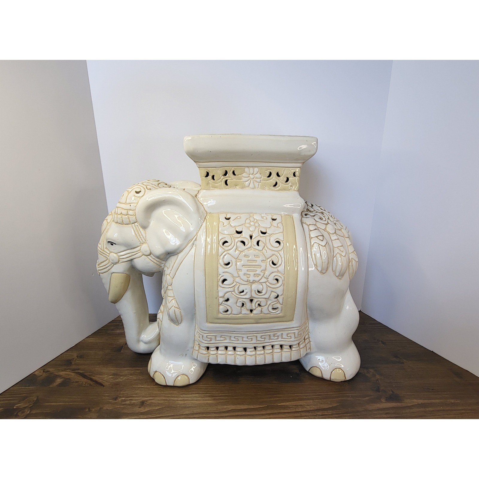 Vintage Ceramic Elephant Garden Stool Off White Chinoiserie Plant Stand 17 inch
