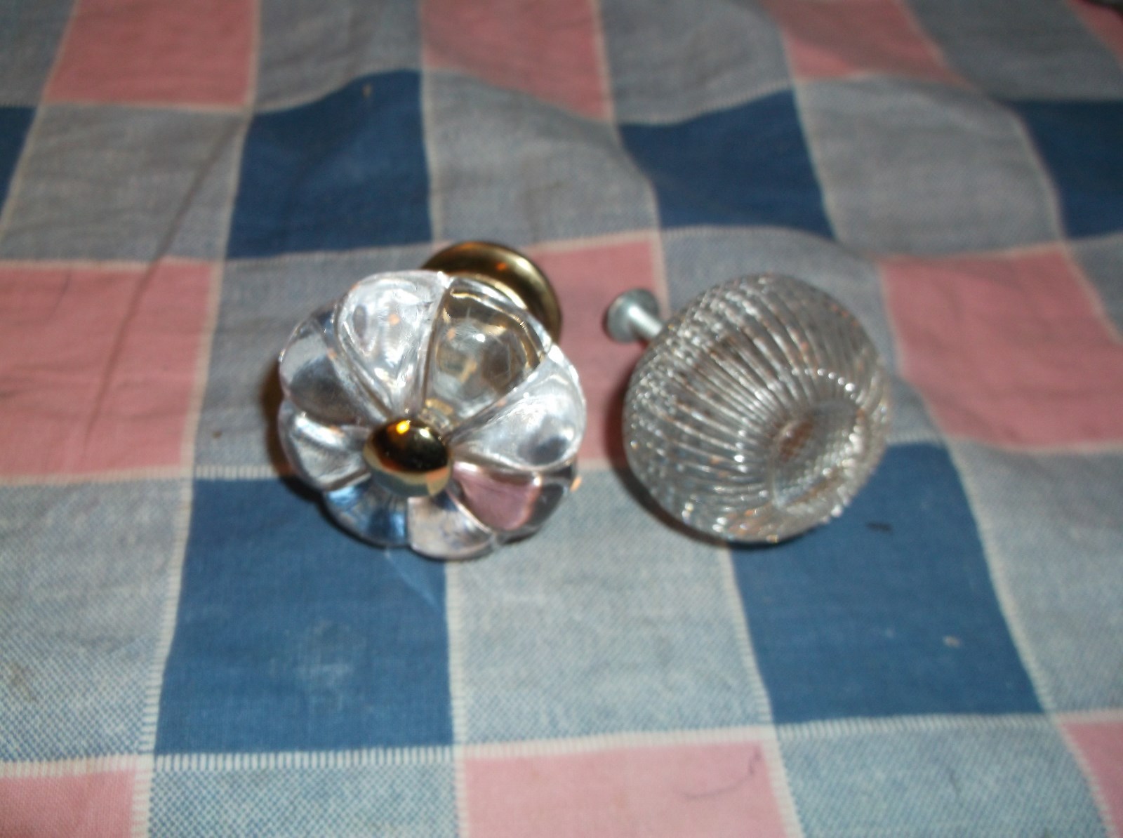 ksm. New No Packages Heavy Plastic Knobs Fun Shapes Ribbed 1 3/16″ High