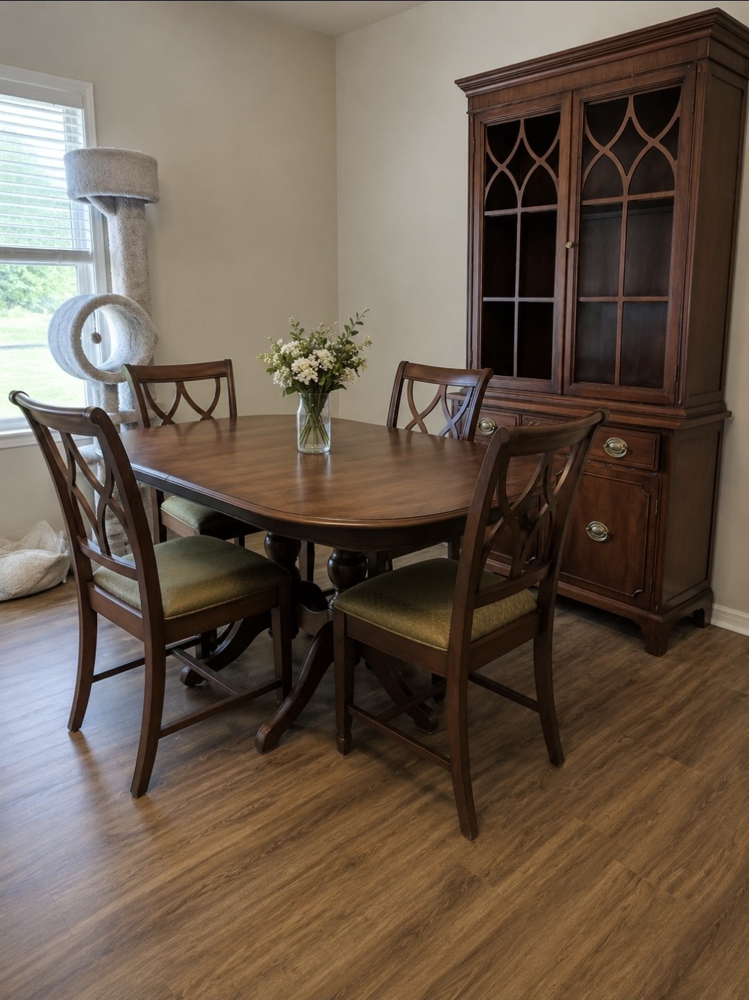Fully Restored Duncan Phyfe Dining Room Set with China Cabinet.
